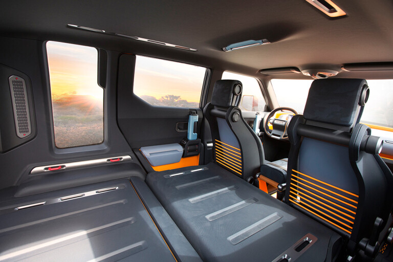 Toyota FT 4X concept interior
