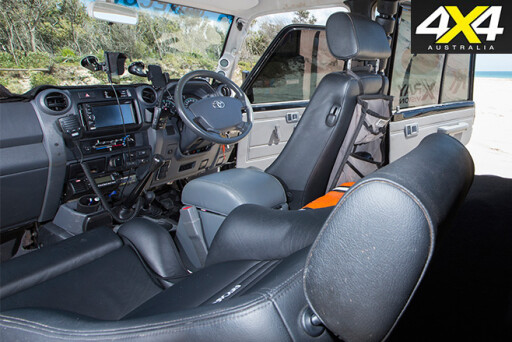 Toyota Land Cruiser VDJ76R interior