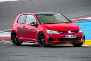2019 Volkswagen Golf GTI TCR performance review