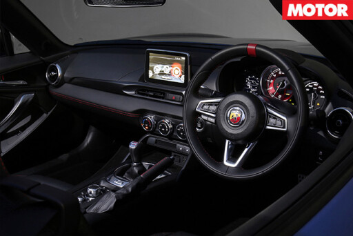 2016 Fiat 124 Spider interior