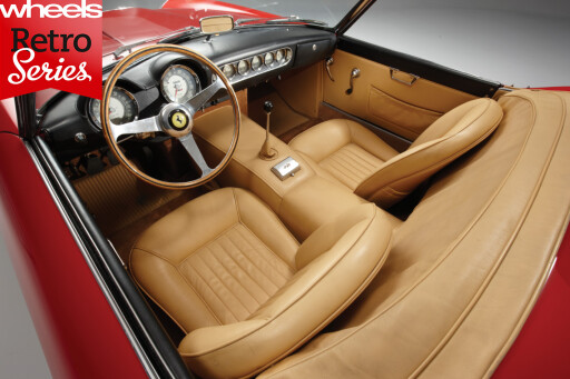 1960-Ferrari -250-GT-California -interior