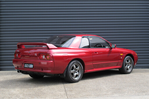 australian-1991-nissan-skyline-r32-gtr-shannons-rear-three-quarter