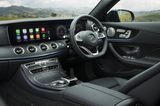 2017-Mercedes-Benz-E400-Coupe-interior.jpg