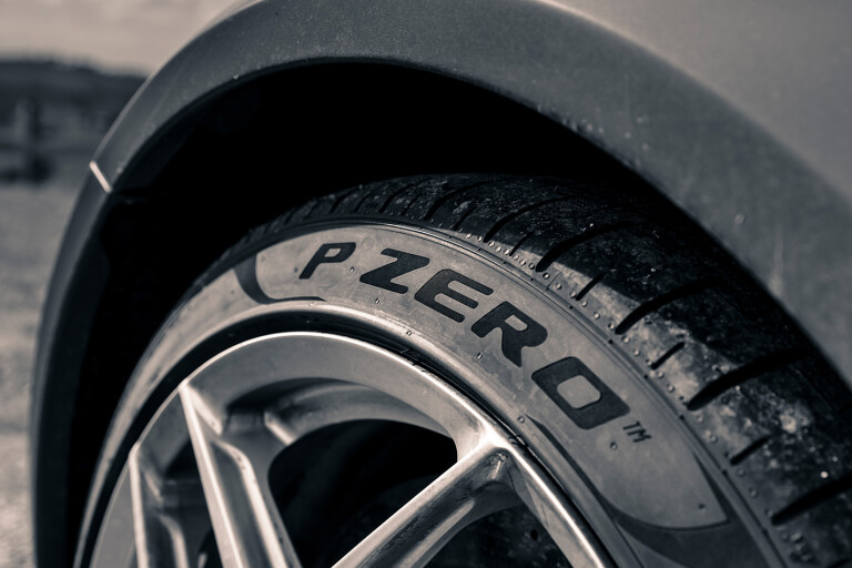 Ferrari 812 Superfast Pirelli Jpg