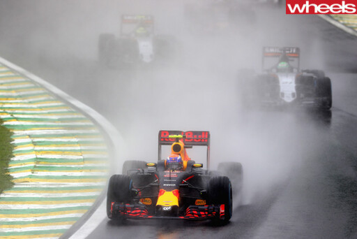 Red -bull -Formula -One -cars -driving