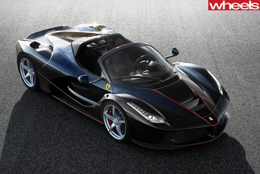 2015-La -Ferrari -top -side