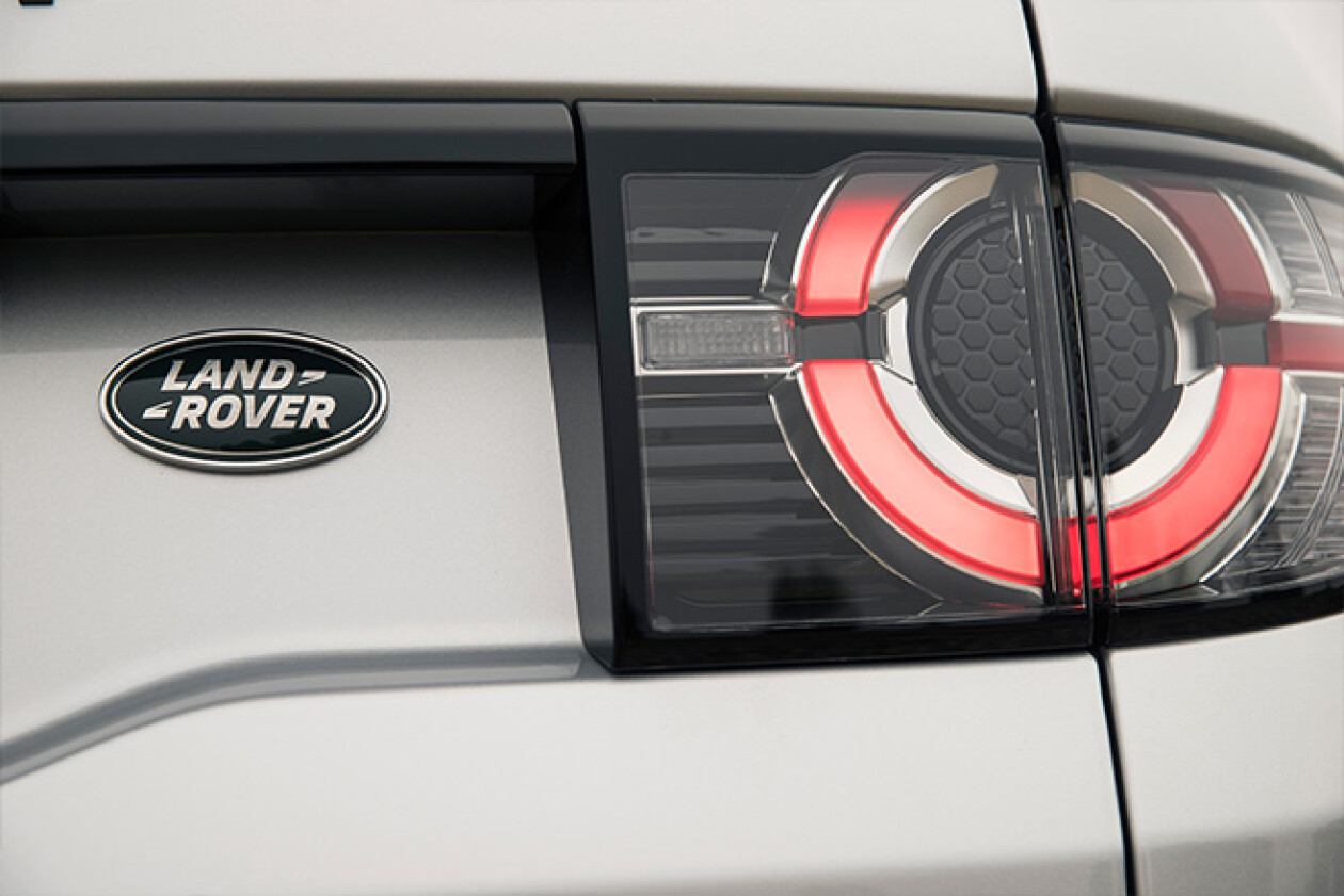 land rover discovery sport rear logo