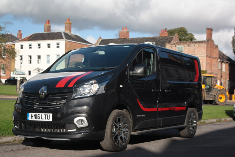 Renault Trafic Review