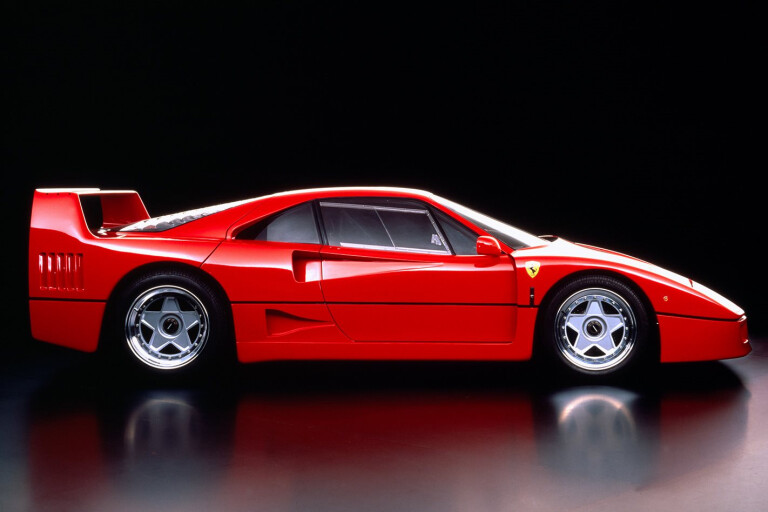 Ferrari F40 side profile
