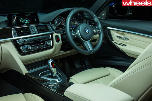 BMW-3-Series -interior