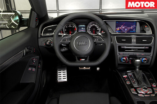 Audi RS5 TDI Concept interior