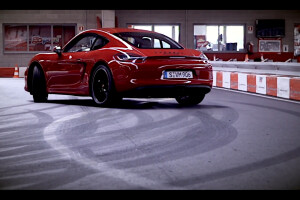 Porsche Cayman GTS video drift go kart track