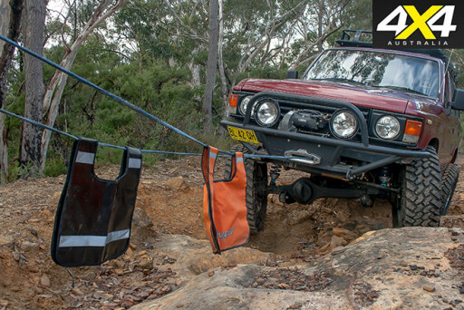 Double line winching a 4x4