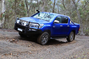 2016 Toyota Hilux SR5 joins the 4x4 shed