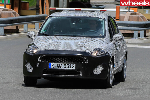 2018-Ford -Fiesta -spy -pic -front