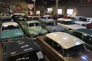 Old Holden car auction