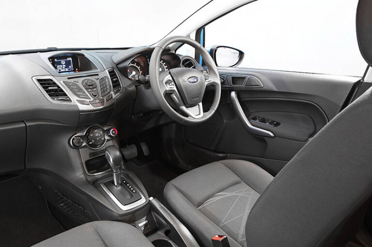 Ford Fiesta Ambiente Interior Jpg