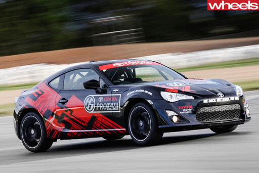 Toyota -86-Race -Car -front -side -driving