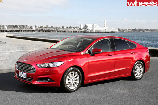 Ford -Mondeo -front -side