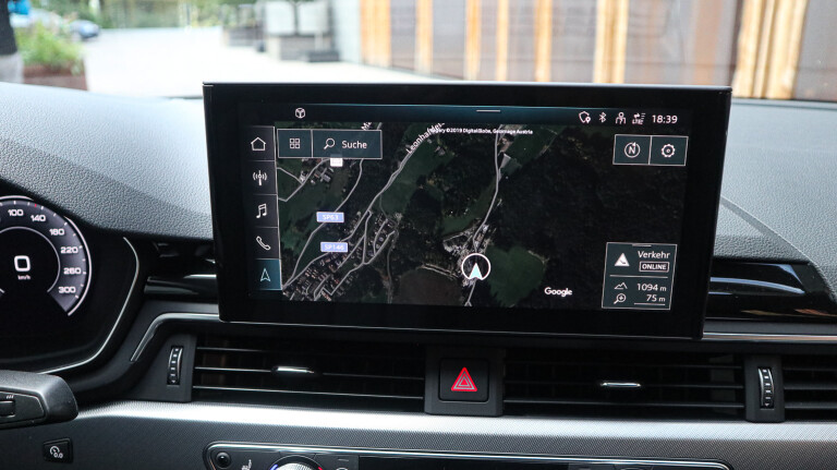 Audi A4 45 TFSI quattro MMI screen 2020