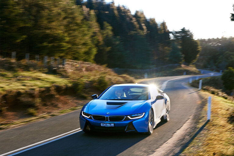 Bmw I 8 2015 Embed Drive Front Jpg