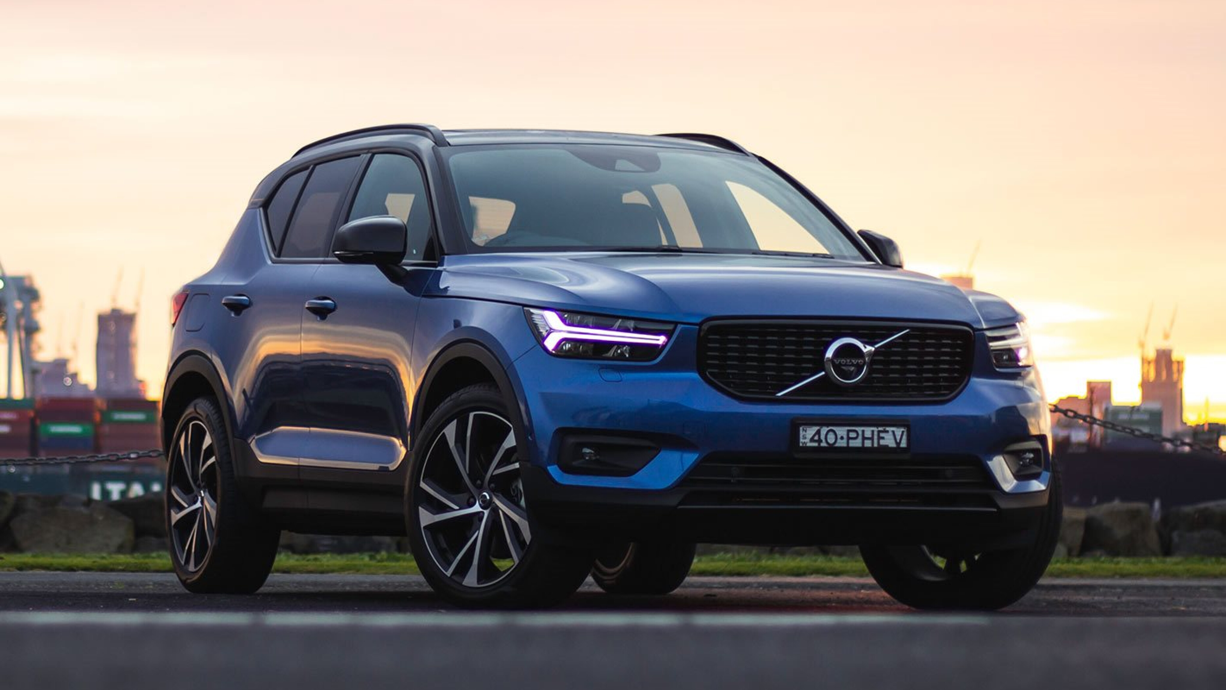 Volvo XC40 gets two new variants: Price and features explained - Car News