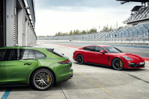 2019 Porsche Panamera GTS and GTS Sport Turismo announced