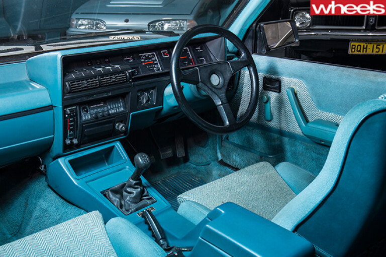 Peter -Brock -VK-Commodore -HDT-interior