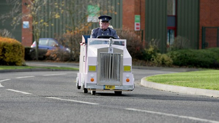 Pensioner turns mobility scooter into Thunderbirds’ Rolls-Royce
