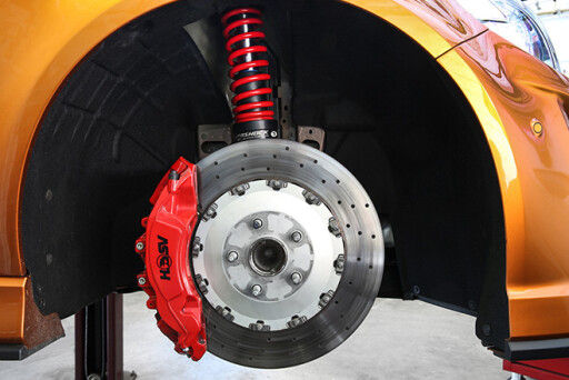 HSV GTSR W1 brakes