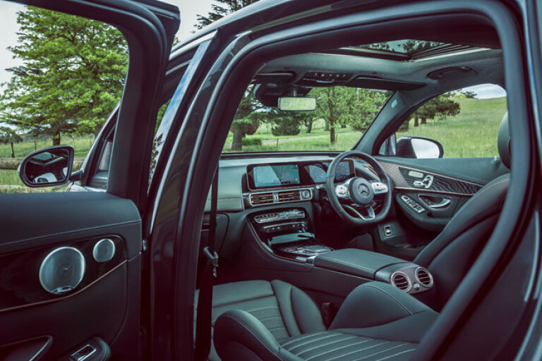 Mercedes-Benz EQC 400 interior