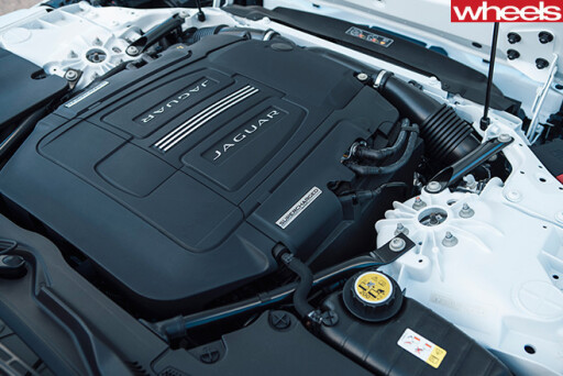 Jaguar -V8-Engine