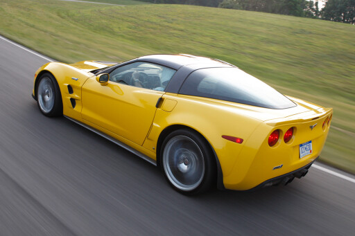 2009-Chevrolet-Corvette-ZR1-rear.jpg