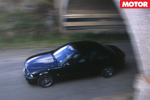 BMW E39 M5 tunnel driving