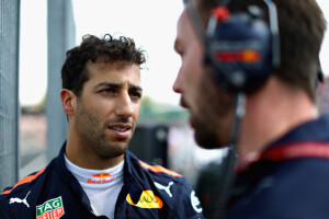 Daniel Ricciardo leaves Red Bull