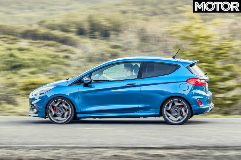 2018 Ford Fiesta St Performance Review Profile Dynamic Jpg