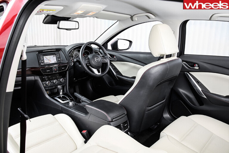 Mazda -6-Touring -interior