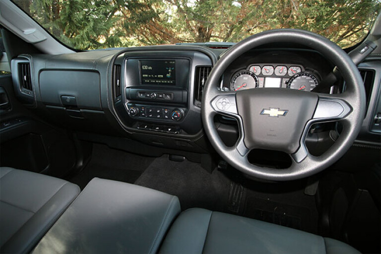 Chevrolet Silverado interior