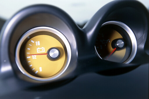 2004 Holden Monaro VZ gauges