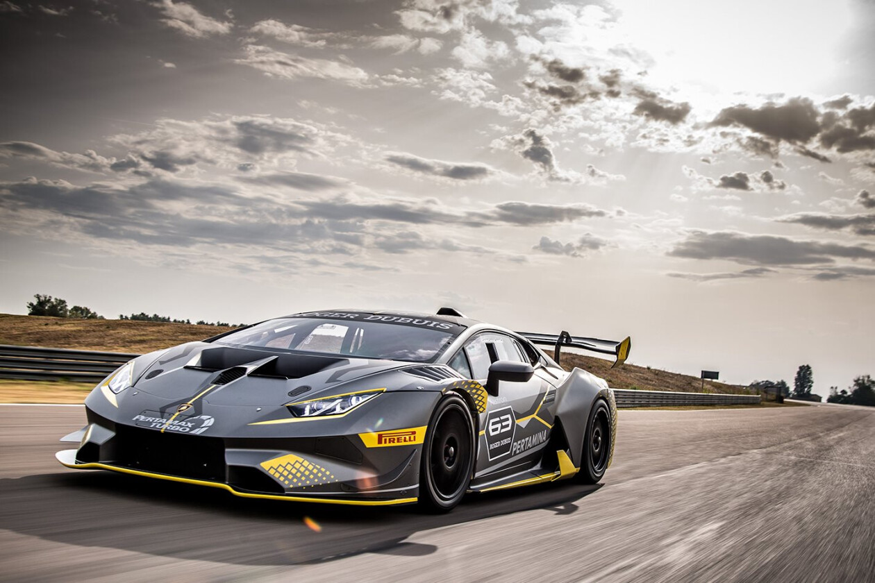 New Lamborghini Huracán Super Trofeo race car unveiled