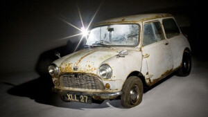 Oldest unrestored Mini to make $25,000 at auction