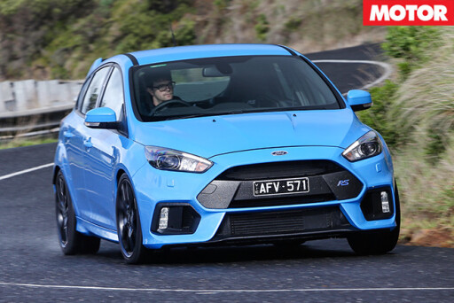 2016-ford -focus -rs -front -driving