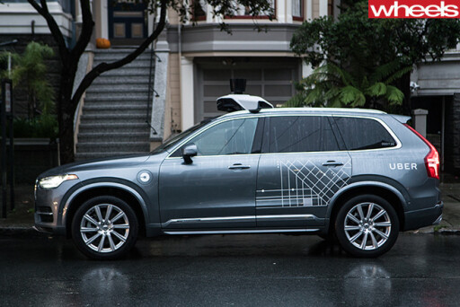 Volvo -XC90-driverless -Uber -side