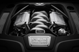 Bentley Mulsanne 6.5L engine
