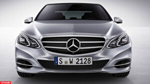Review: Mercedes-Benz E400, Wheels magazine, new, interior, price, pictures, video