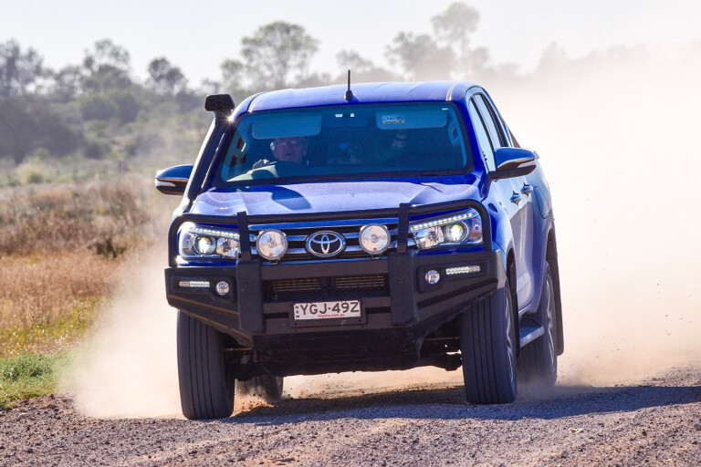 2016 Toyota Hilux SR5: Outback road test
