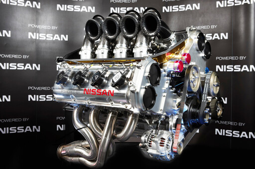 Nissan-Supercars-engine.jpg