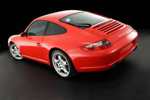 2005-Porsche-911-Carrera-S-rear.jpg