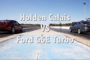 Holden Calais V vs Ford G6E Turbo drag race