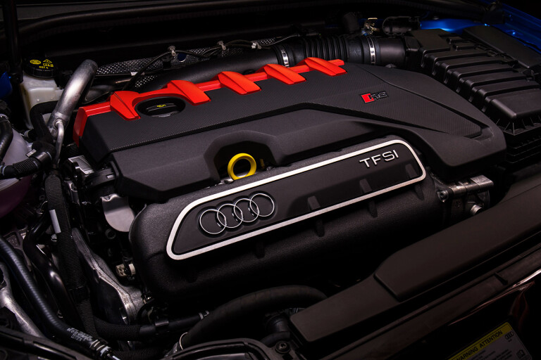 2018 Audi RS3 Sportback engine